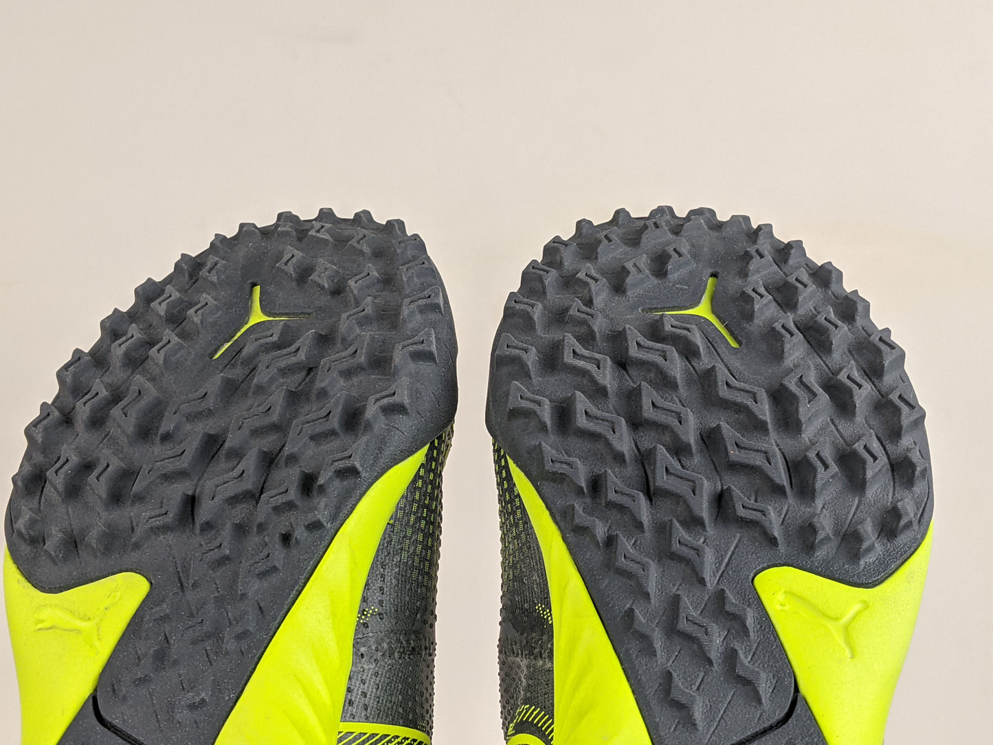 PUMA Future 7 Match TT Rush - Strong Gray/Cool Dark Gray/Electric Lime LIMITED EDITION