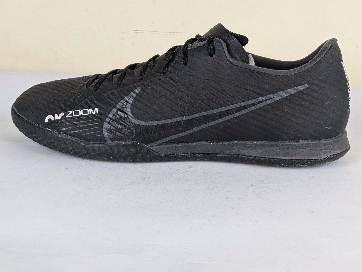 Nike Air Zoom Mercurial Vapor 15 Academy IC - Black/Smoke Grey/Summit White/Volt