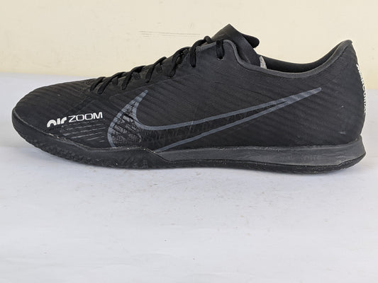 Nike Air Zoom Mercurial Vapor 15 Academy IC - Black/Smoke Grey/Summit White/Volt