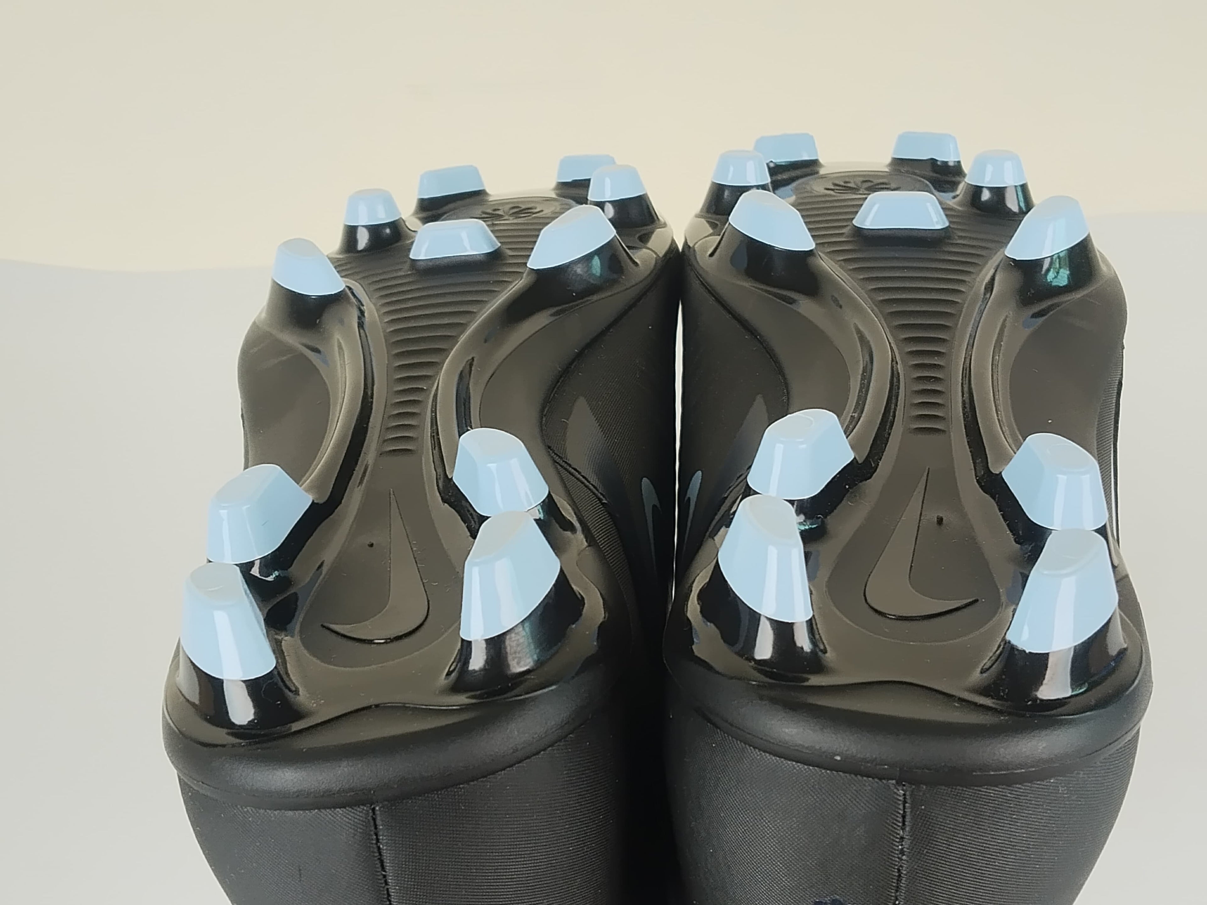 Nike Phantom 6 Club Low Cut MG Shadow - Black/Ice Blue (Brand New)