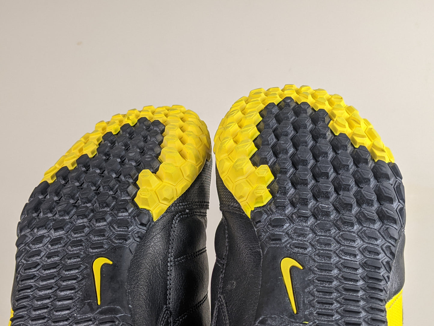 Nike Bomba TF 'Black/Yellow