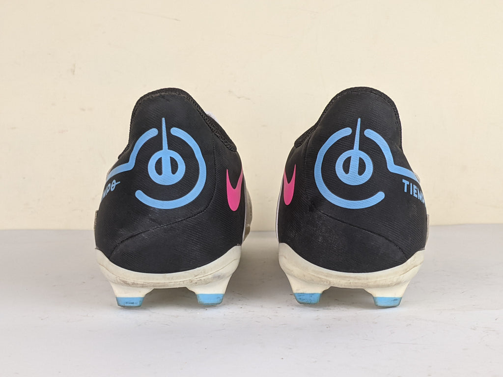 Nike Tiempo Legend 9 Club MG Blast - White/Black/Baltic Blue/Pink Blast Kids