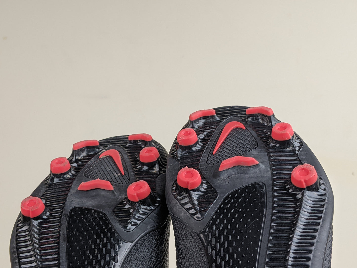 Nike Phantom GT 2 Club MG Shadow - Black/Summit White/Bright Crimson