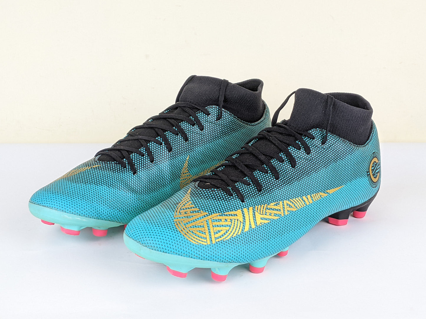 Nike Mercurial Superfly 6 Academy MG CR7 Chapter 6:Born Leader - Clear Jade/Vivid Gold/Black