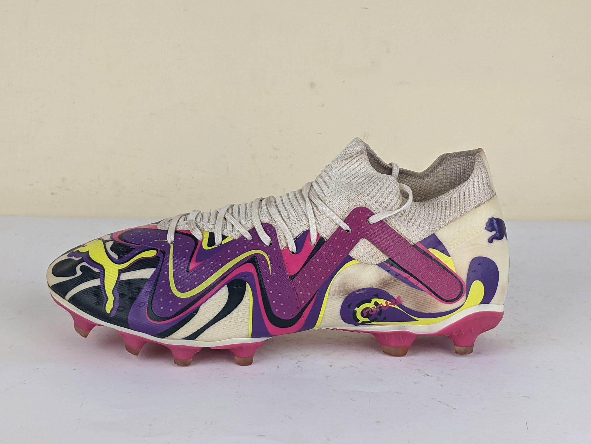 PUMA Future Match FG/AG Creativity - PUMA White/Team Violet/Fluro Yellow LIMITED EDITION