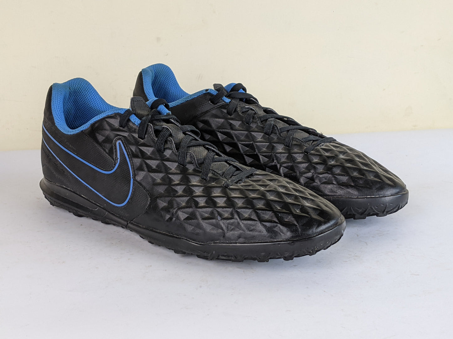 Nike Tiempo Legend 8 Club TF Black x Prism - Black/Lite Photo Blue/Cyber Yellow