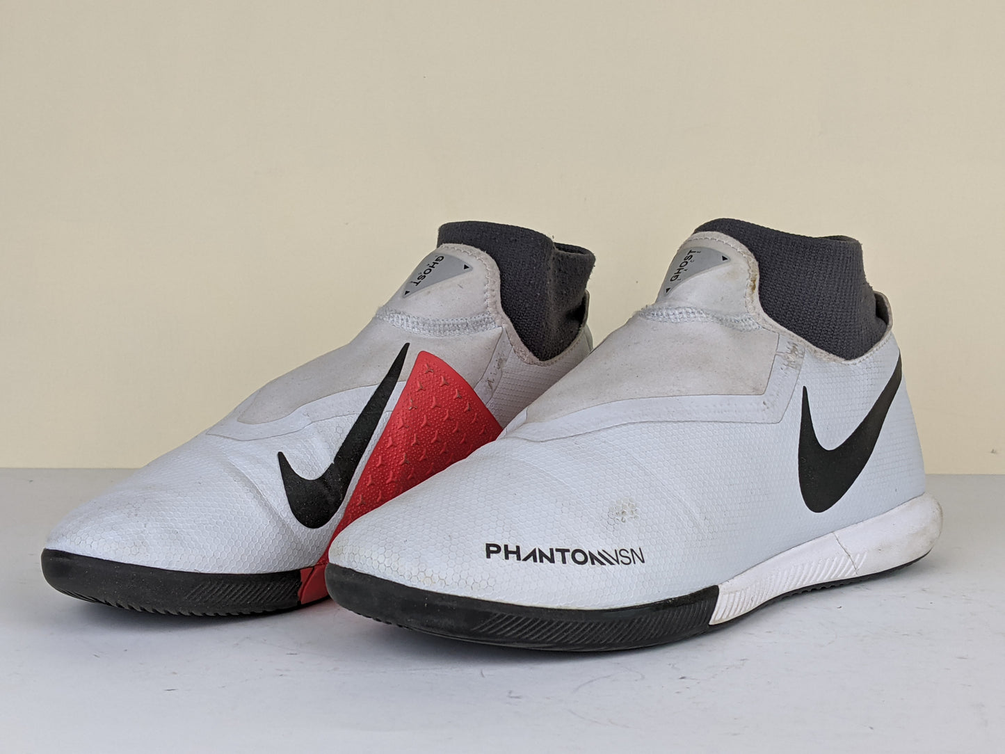 Nike Phantom Vision Academy DF IC Raised On Concrete - Pure Platinum/Light Crimson