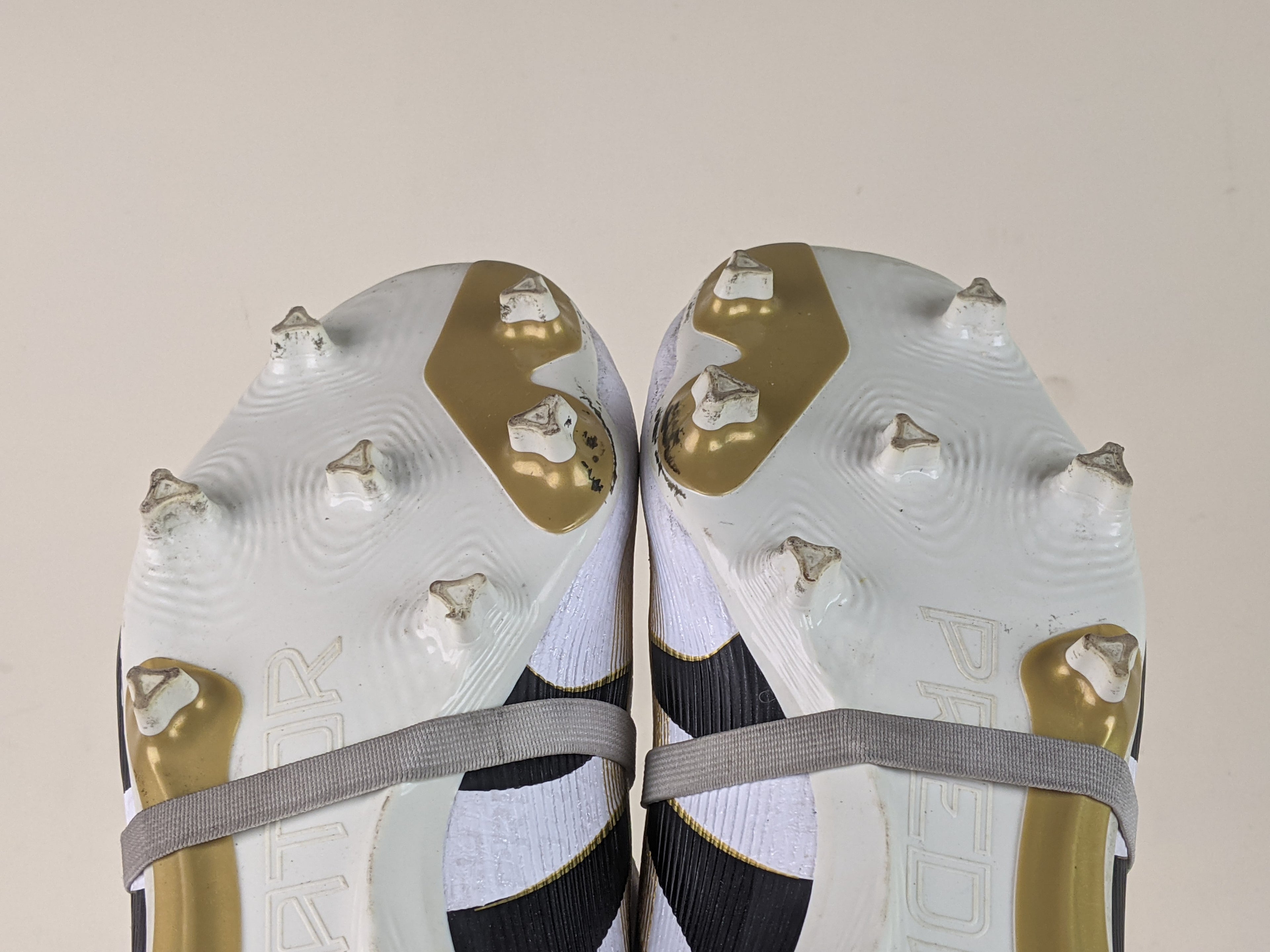 adidas Predator League Fold-over Tongue FG/AG Road to Glory - Footwear White/Core Black/Gold Metallic