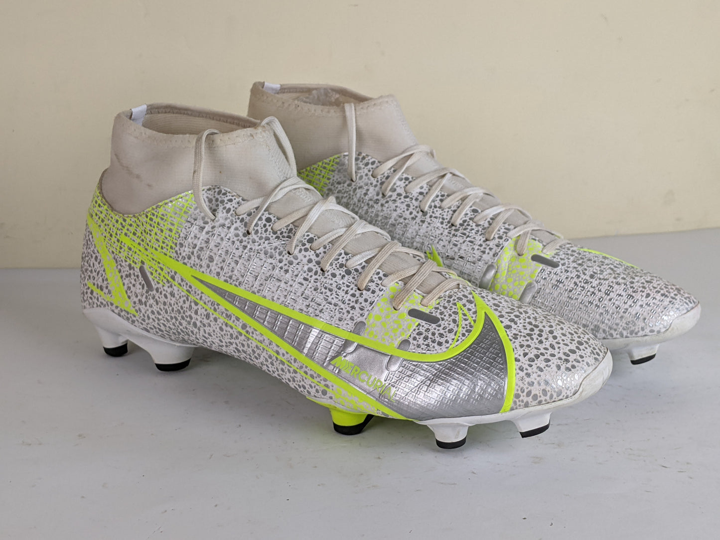 Nike Mercurial Superfly 8 Academy MG Silver Safari - White/Black/Metallic Silver/Volt