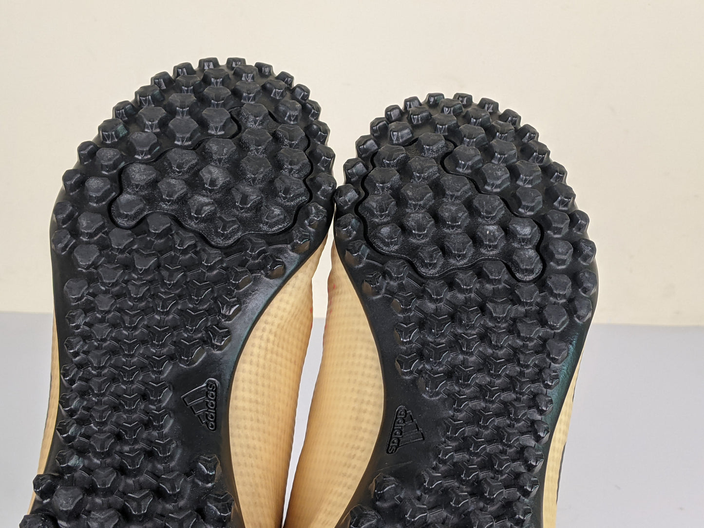 adidas Predator 20.4 TF Uniforia - Footwear White/Core Black/Pop