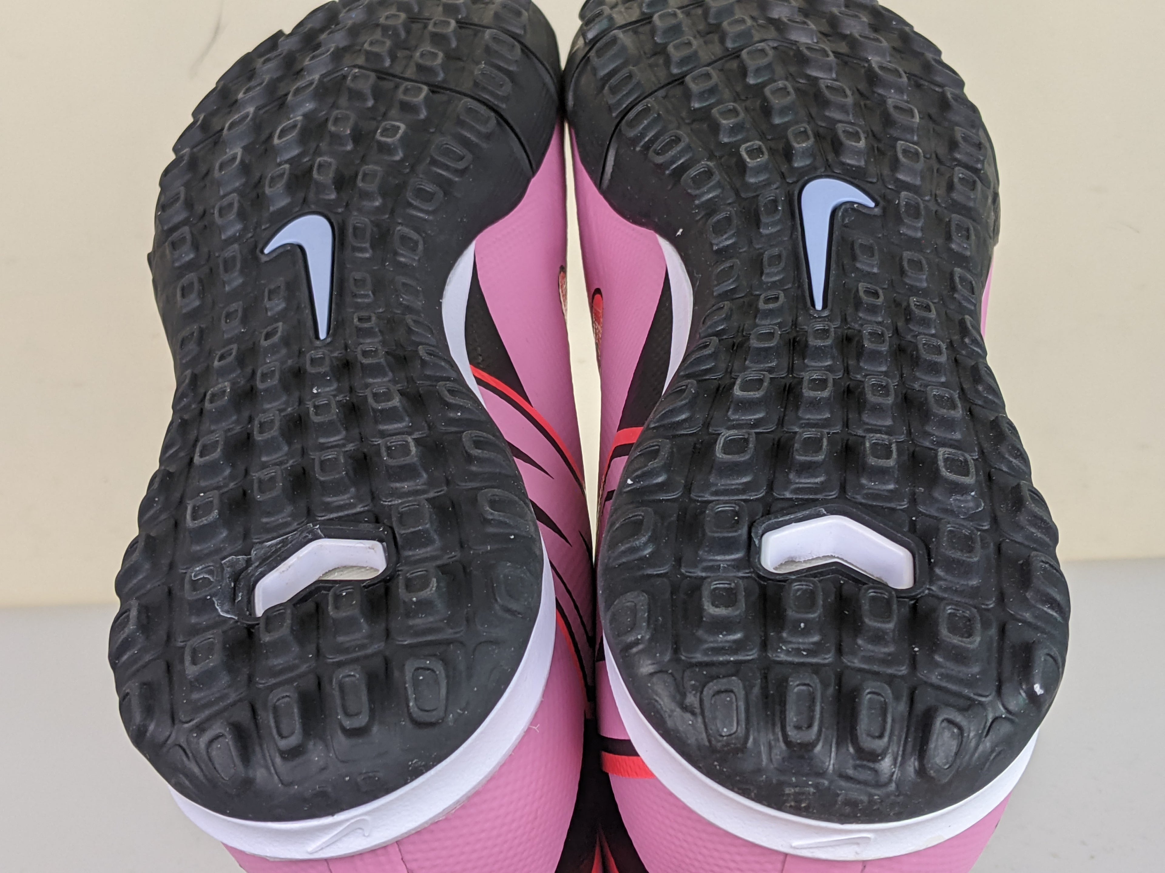 Nike Air Zoom Mercurial Vapor 16 Academy TF Scary Good - Magic Flamingo/Black/Total Crimson (Brand New)