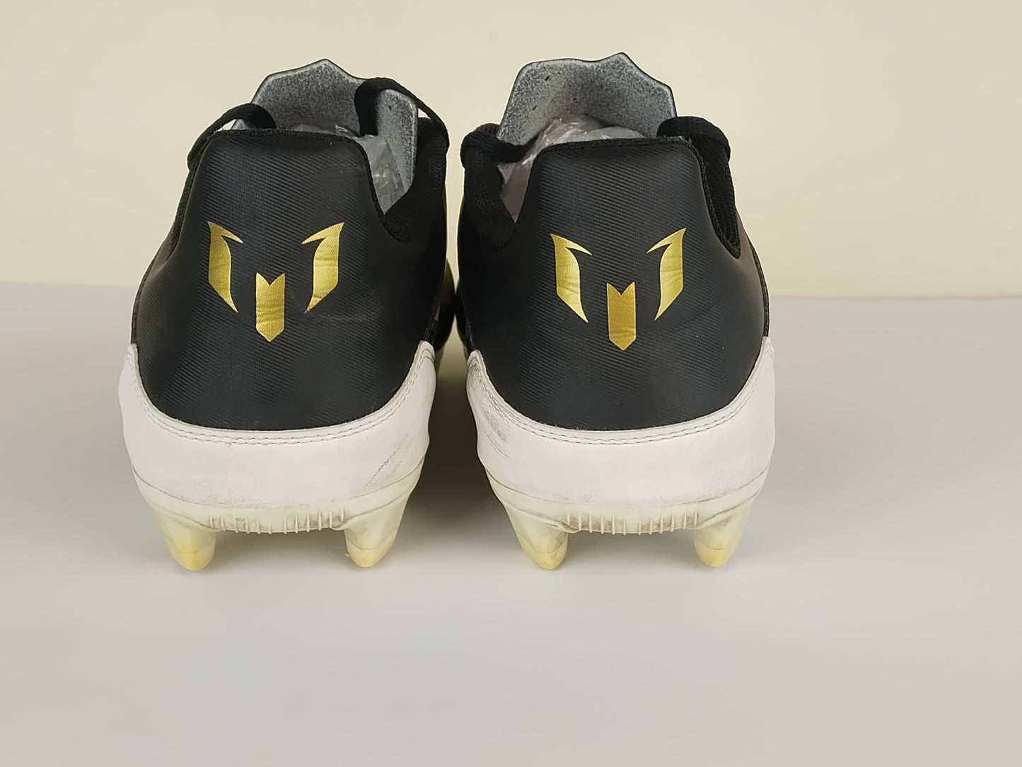 adidas F50 Messi Club FxG Triunfo Dorado - Gold Metallic/Footwear White/Core Black