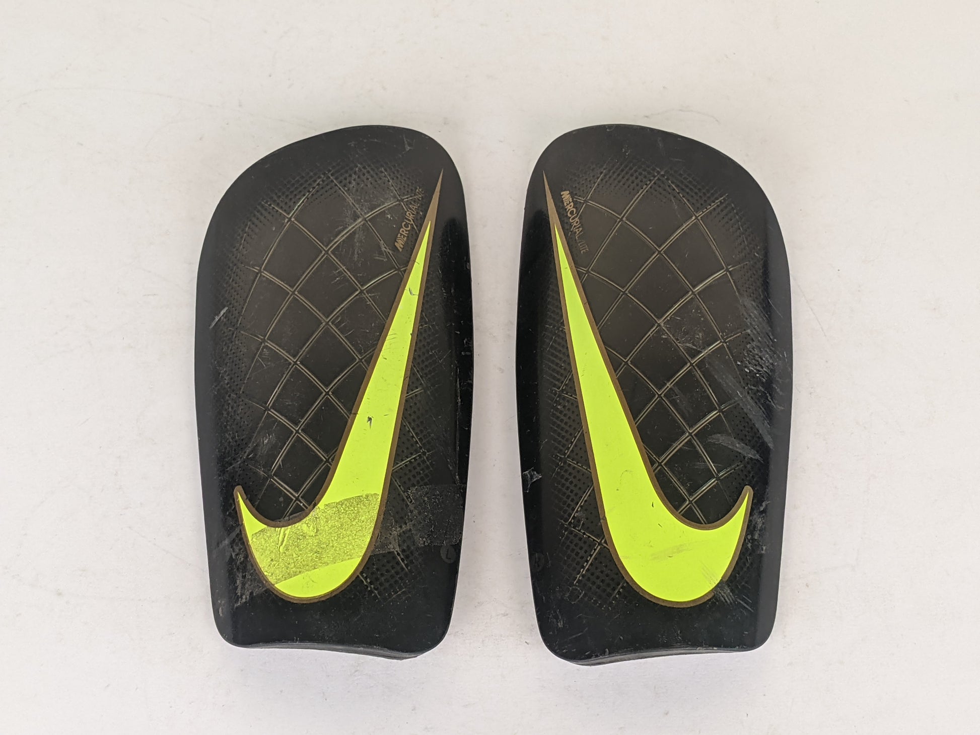 Nike Mercurial Slip-in Shin Guards 'Black/Volt