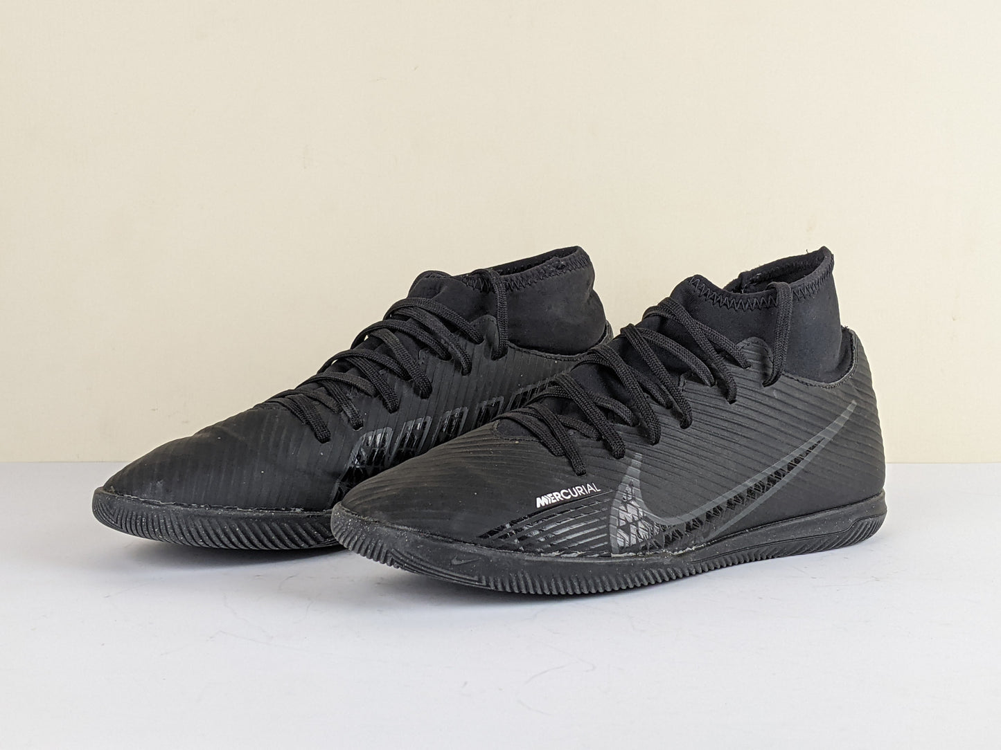 Nike Air Zoom Mercurial Superfly 9 Club IC - Black/Smoke Grey/Summit White/Volt