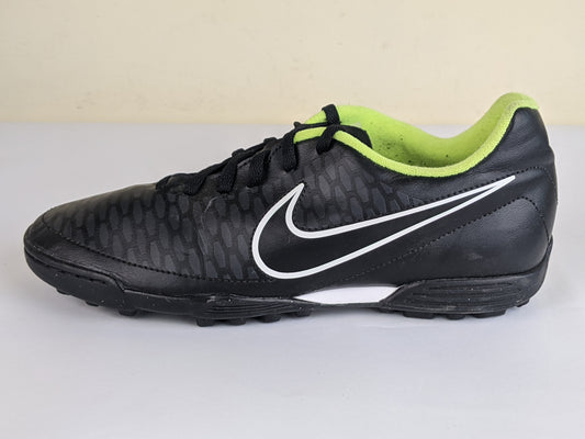 Nike Magista Ola TF Black/White