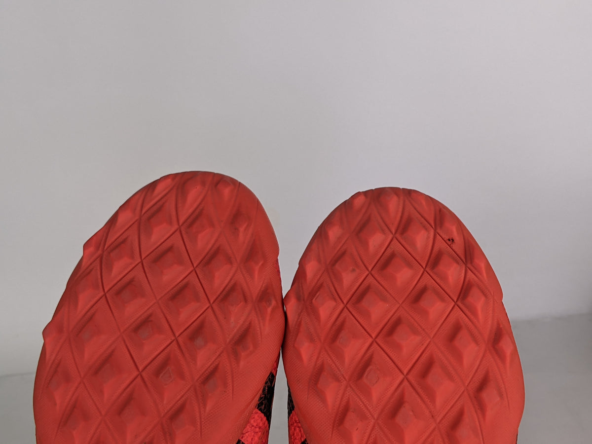 adidas Predator Freak .3 Laceless TF Meteorite - Red/Core Black/Solar Red