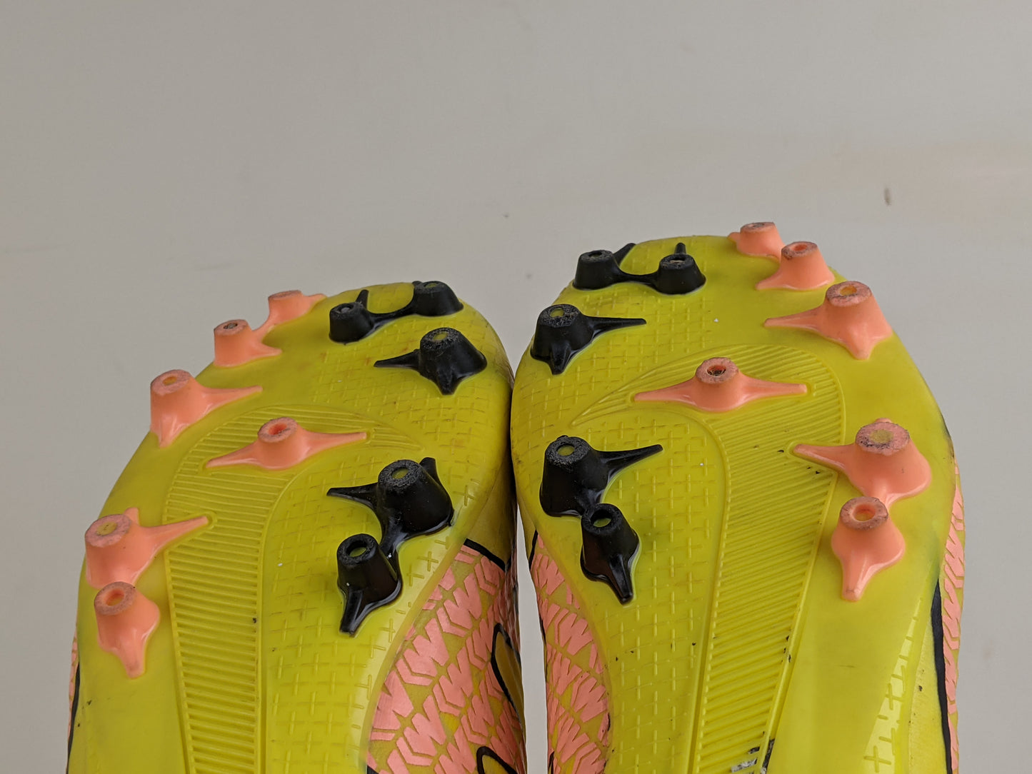 Nike Air Zoom Mercurial Vapor 15 Academy AG Lucent - Yellow Strike/Sunset Glow