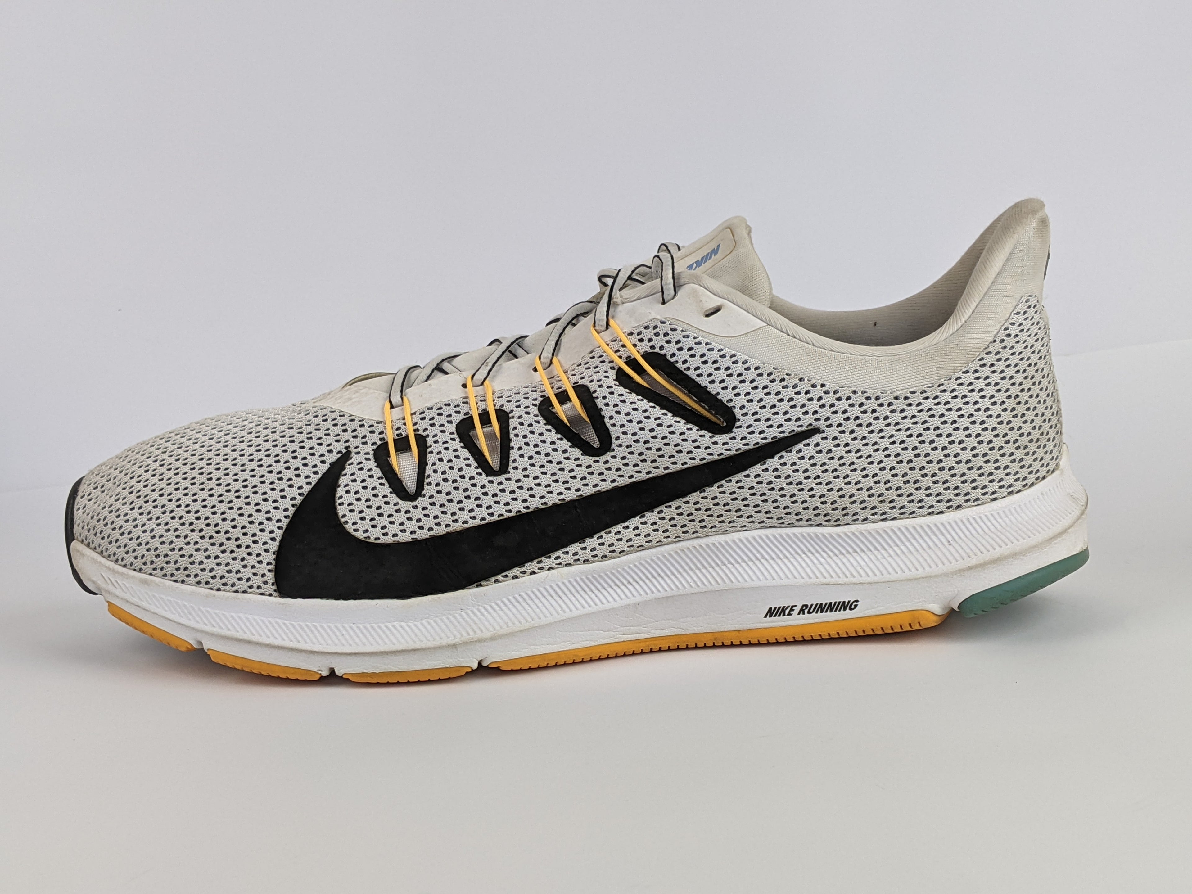 Nike Mens Quest 2 'White