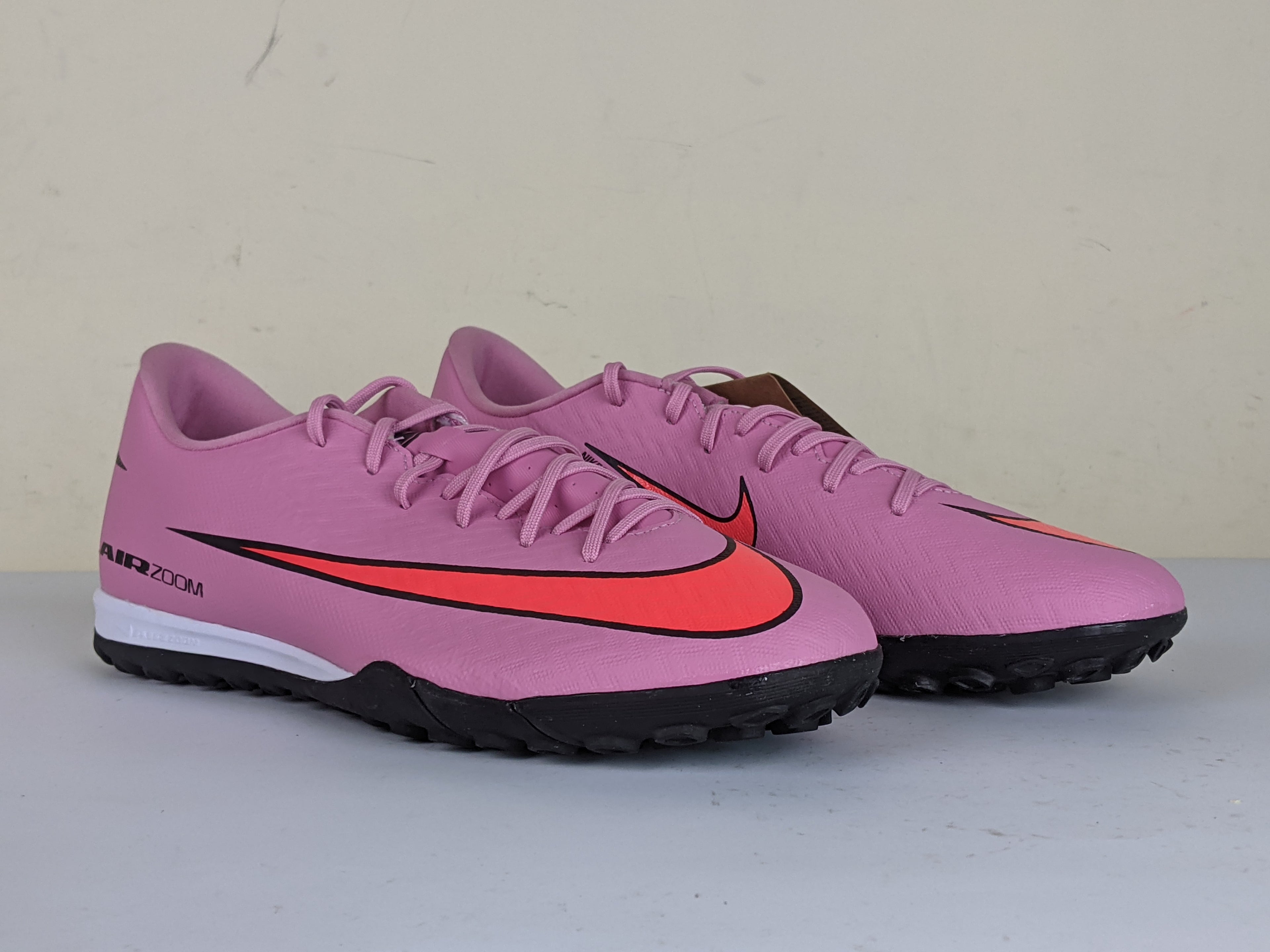 Nike Air Zoom Mercurial Vapor 16 Academy TF Scary Good - Magic Flamingo/Black/Total Crimson (Brand New)
