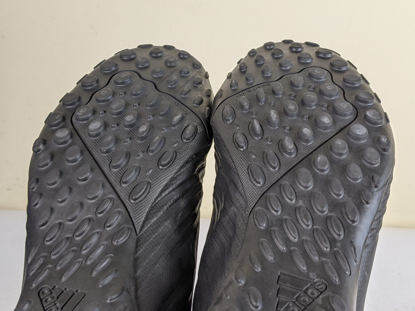 adidas Predator Tango 18.4 TF 'Black/White