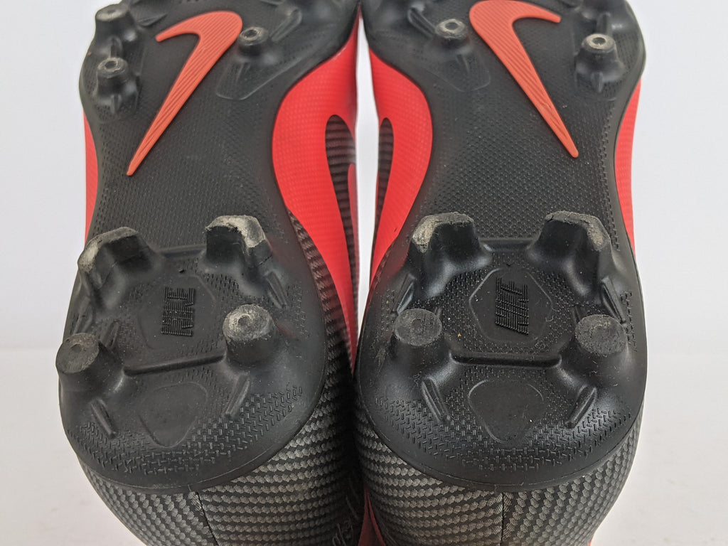 Nike Vapor 12 Club CR7 FG MG 'Solar Red Black'