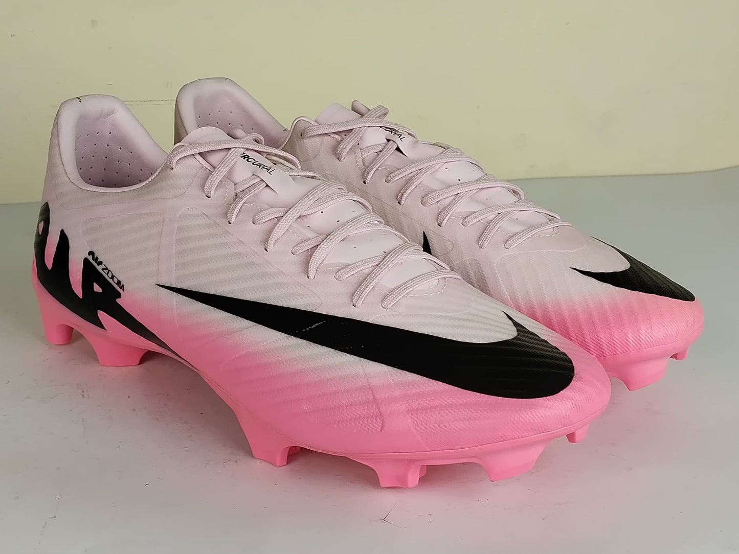 Nike Air Zoom Mercurial Vapor 15 Academy MG Mad Brilliance - Pink Foam/Black (Brand New)