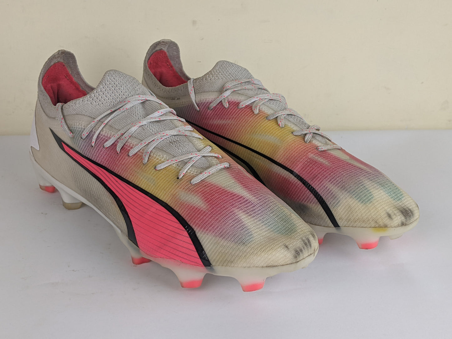 PUMA Ultra Ultimate FG/AG Breakthrough - White/Black/Fire Orchid