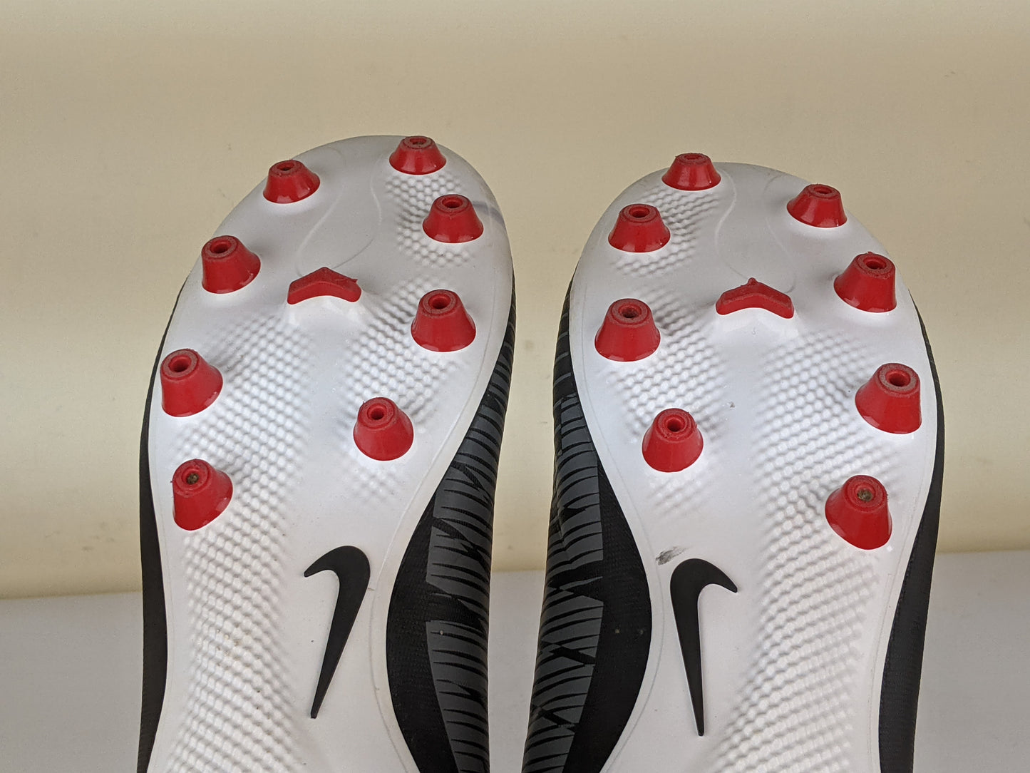 Nike Mercurial Victory VI DF AG-PRO Pitch Dark - Black/White/University Red