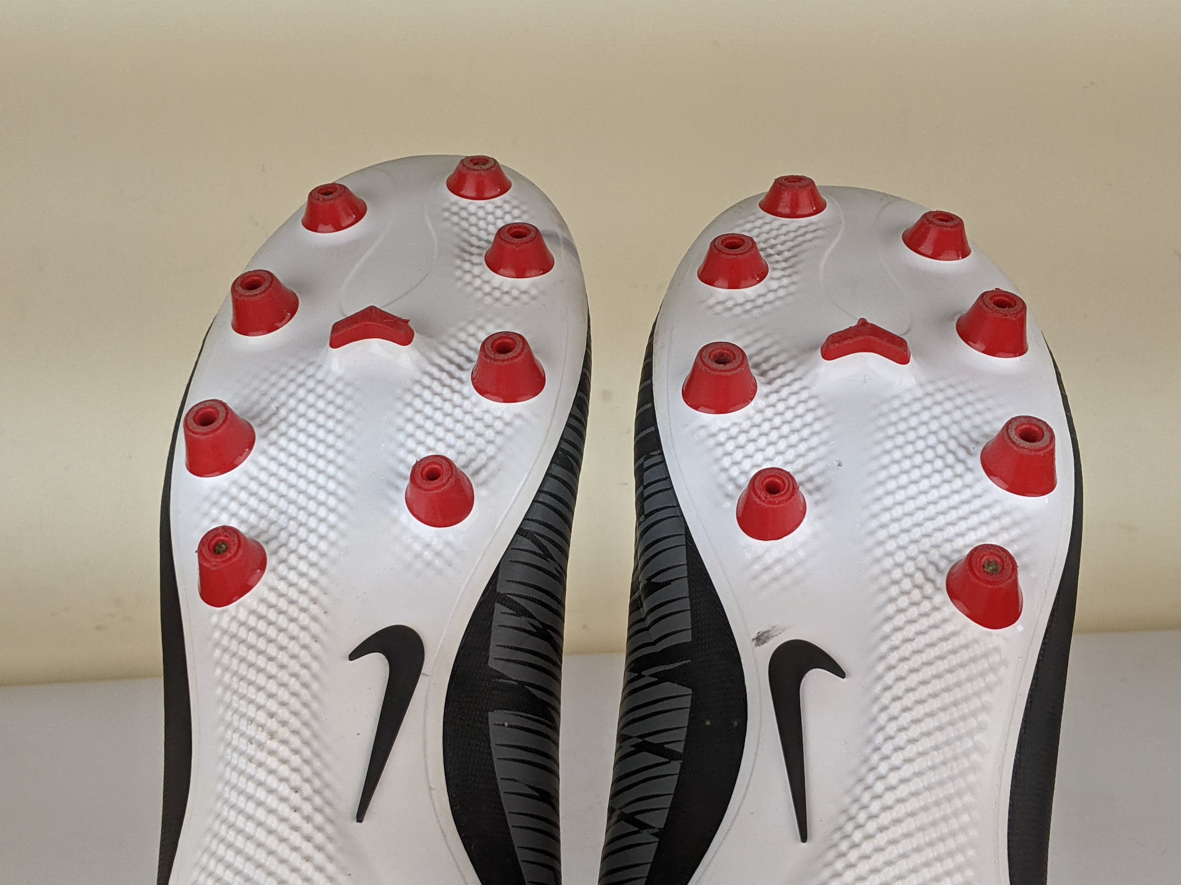 Nike Mercurial Victory VI DF AG-PRO Pitch Dark - Black/White/University Red