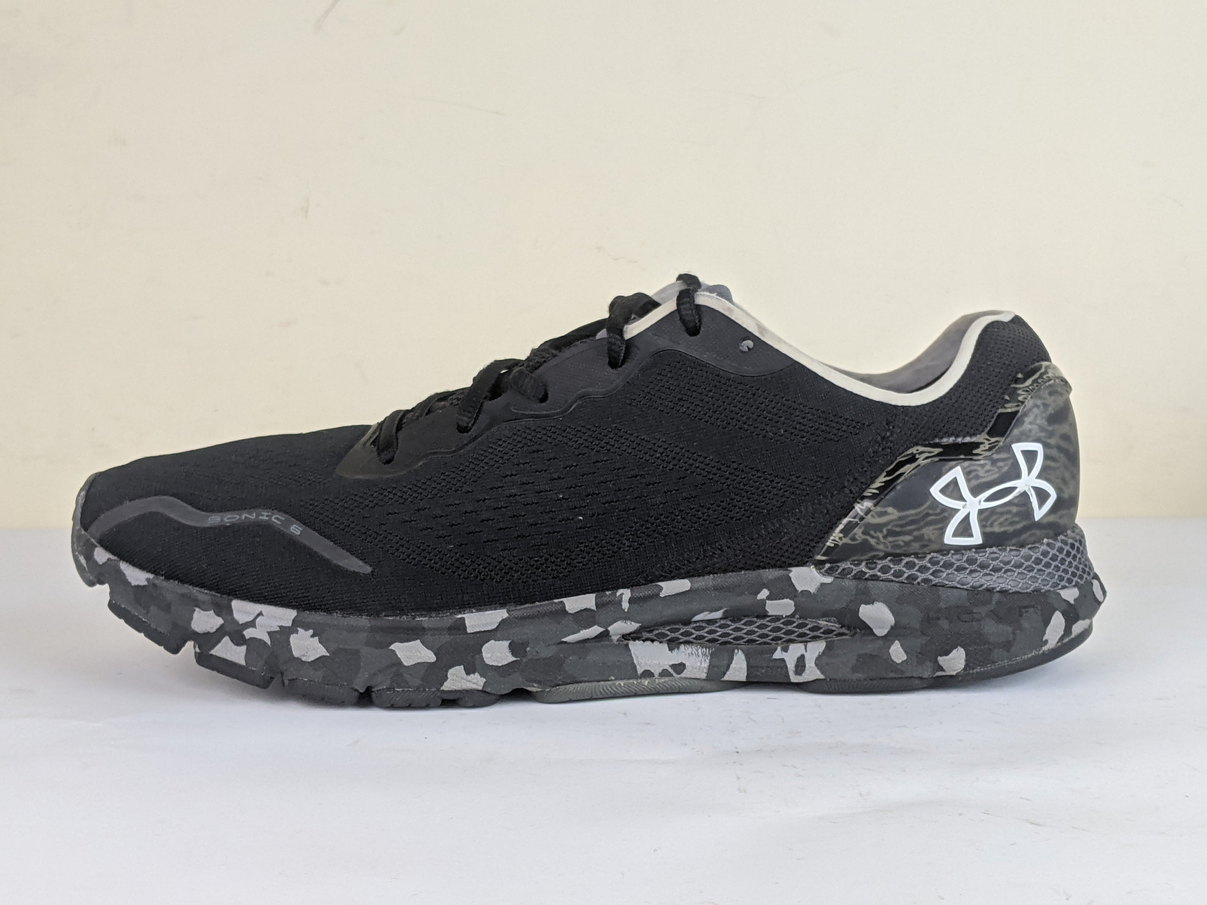 Under Armour-HOVR Sonic 6 'Black Camo'
