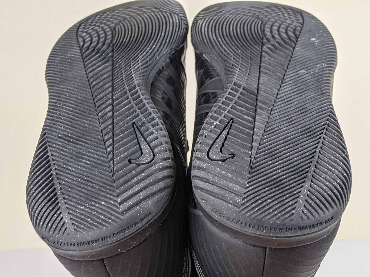 Nike Air Zoom Mercurial Superfly 9 Club IC - Black/Smoke Grey/Summit White/Volt