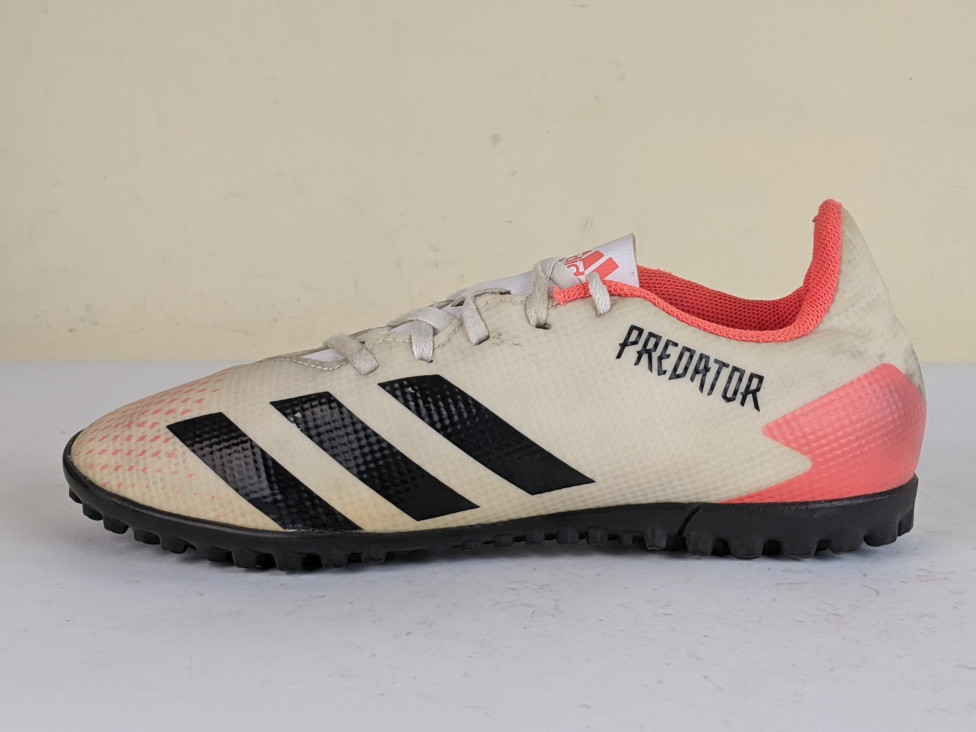adidas Predator 20.4 TF Uniforia - Footwear White/Core Black/Pop