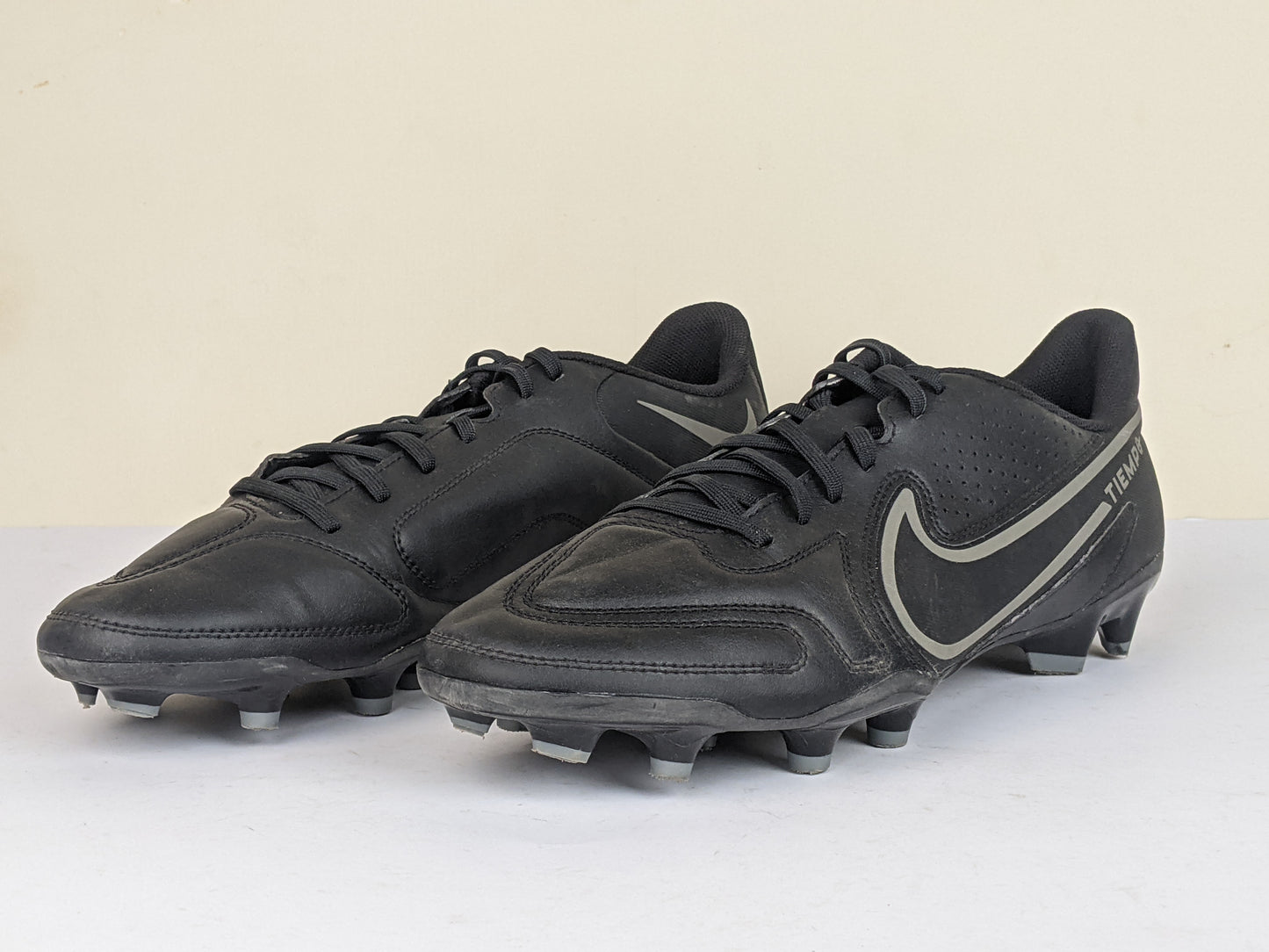 Nike Tiempo Legend 9 Club MG Renew - Black/Iron Grey