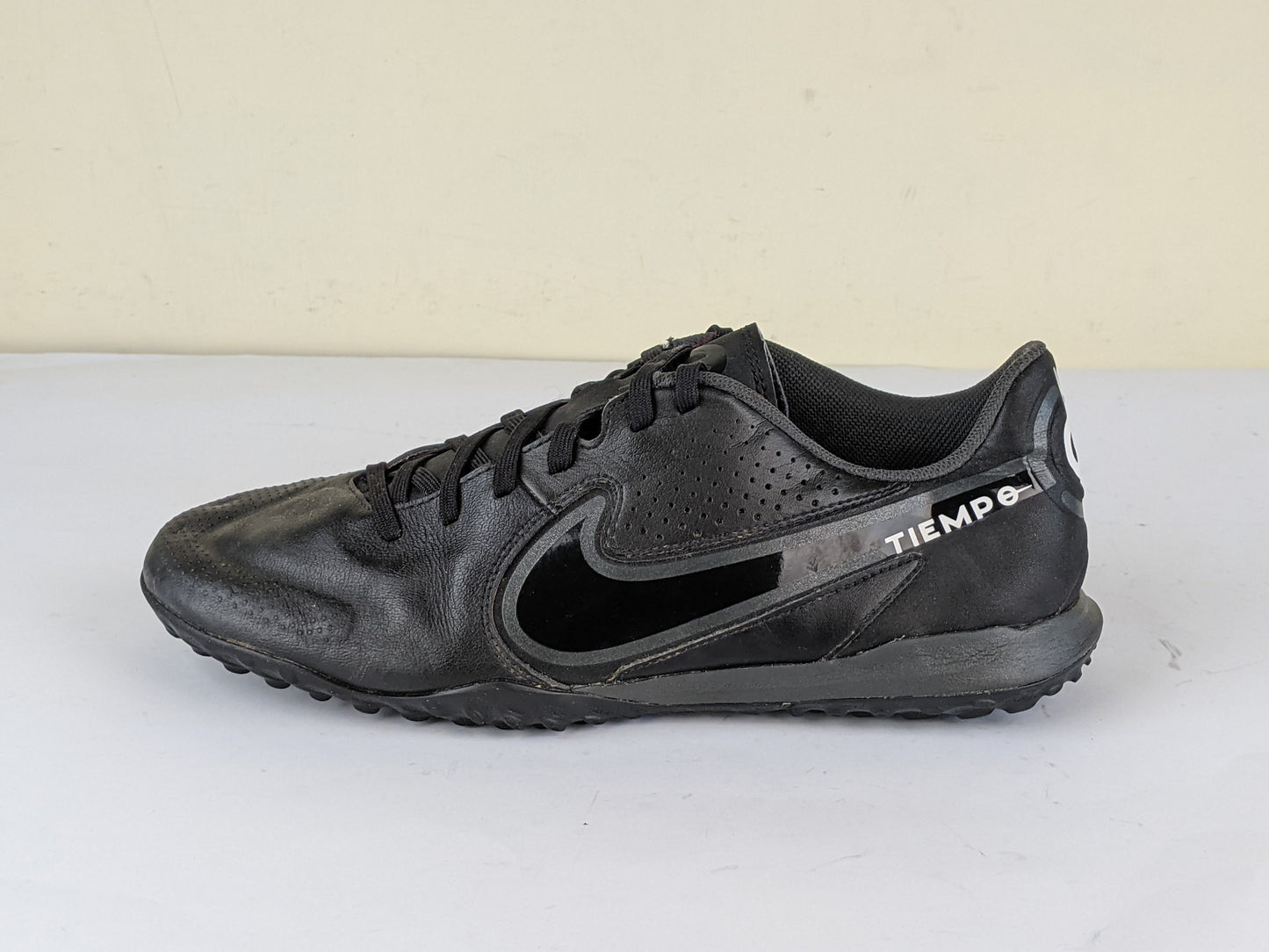 Nike Tiempo Legend 9 Academy TF - Black/Smoke Grey/Summit White