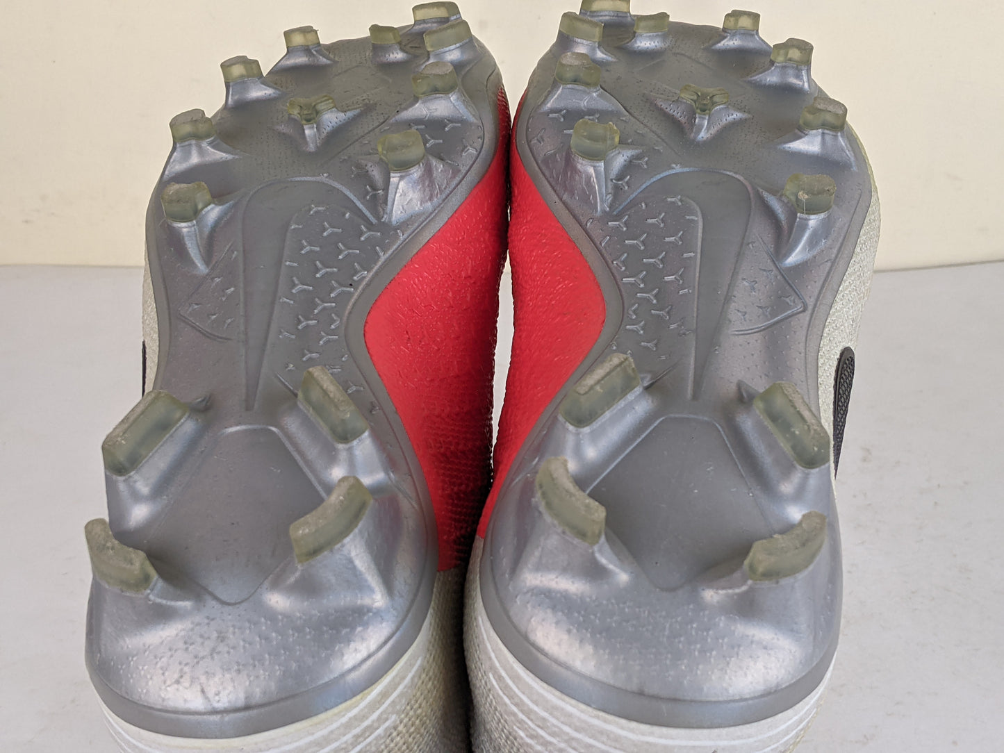 Nike Phantom Vision Elite DF FG Raised On Concrete - Pure Platinum/Black/Light Crimson