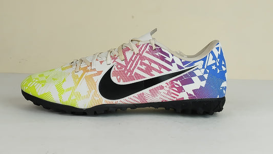 Nike Mercurial Vapor 13 Academy TF NJR Jogo Prismatico - White/Black/Racer Blue/Volt