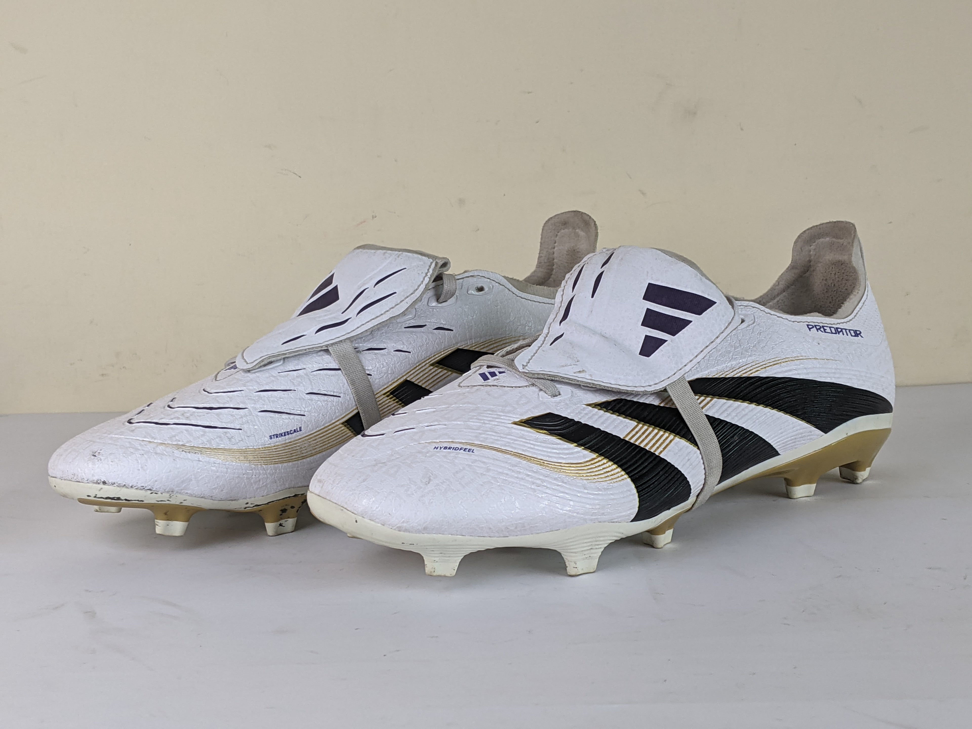 adidas Predator League Fold-over Tongue FG/AG Road to Glory - Footwear White/Core Black/Gold Metallic