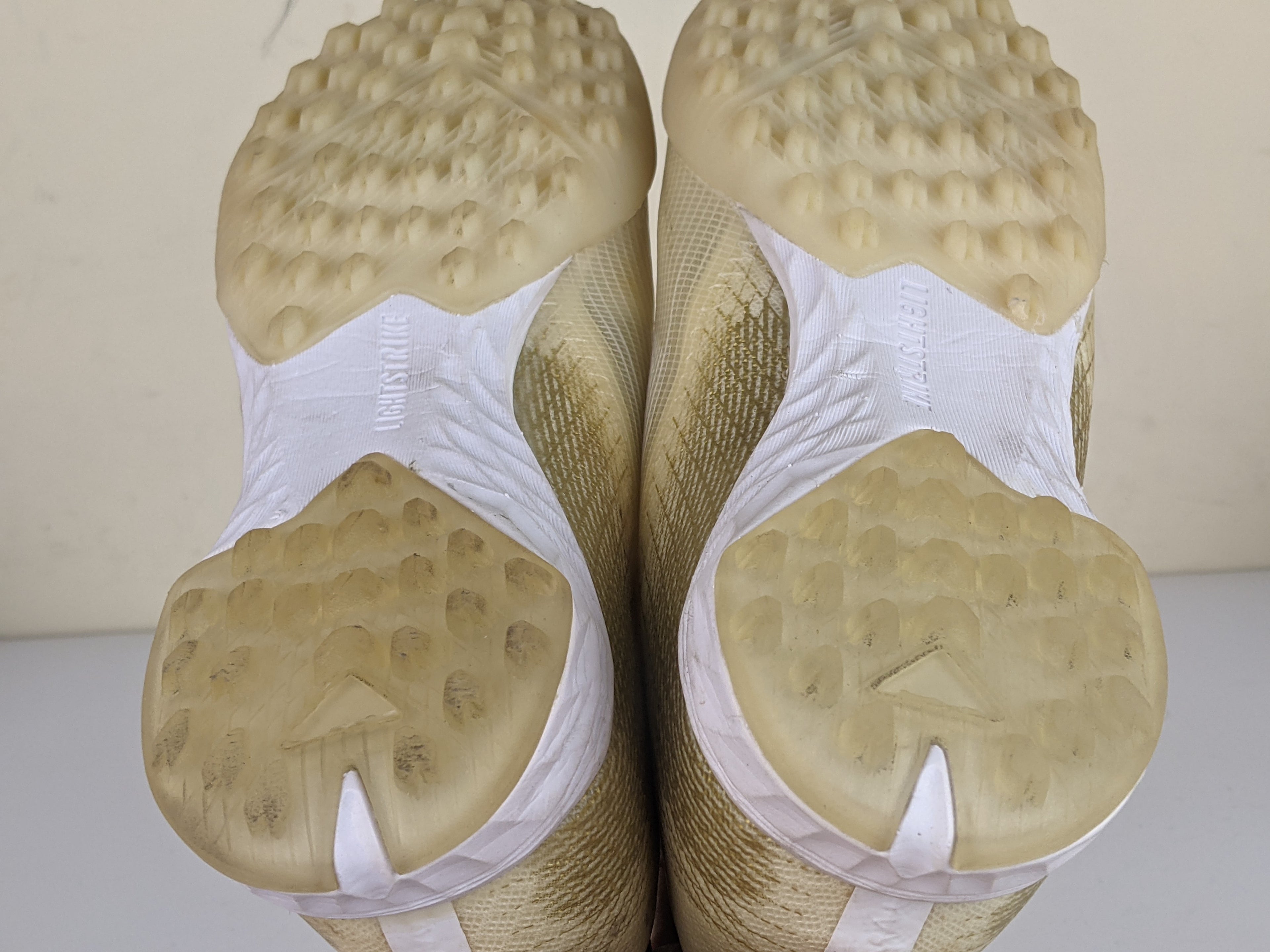 adidas X Ghosted .1 TF Inflight - Footwear White/Core Black/Metallic Gold