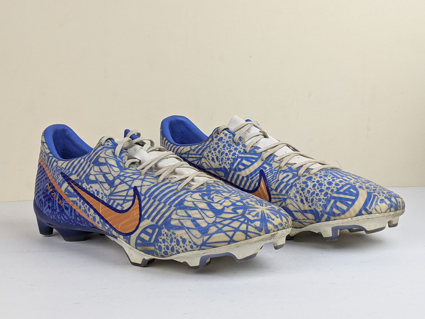 Nike Air Zoom Mercurial Vapor 15 Academy MG CR7 Personal Edition - White/Metallic Copper/Concord