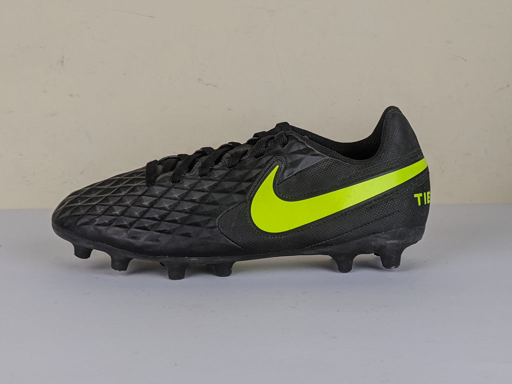 Nike Tiempo Legend 8 Club MG 'Black Volt'