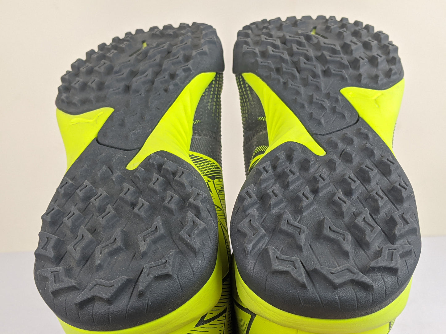 PUMA Future 7 Match TT Rush - Strong Gray/Cool Dark Gray/Electric Lime LIMITED EDITION