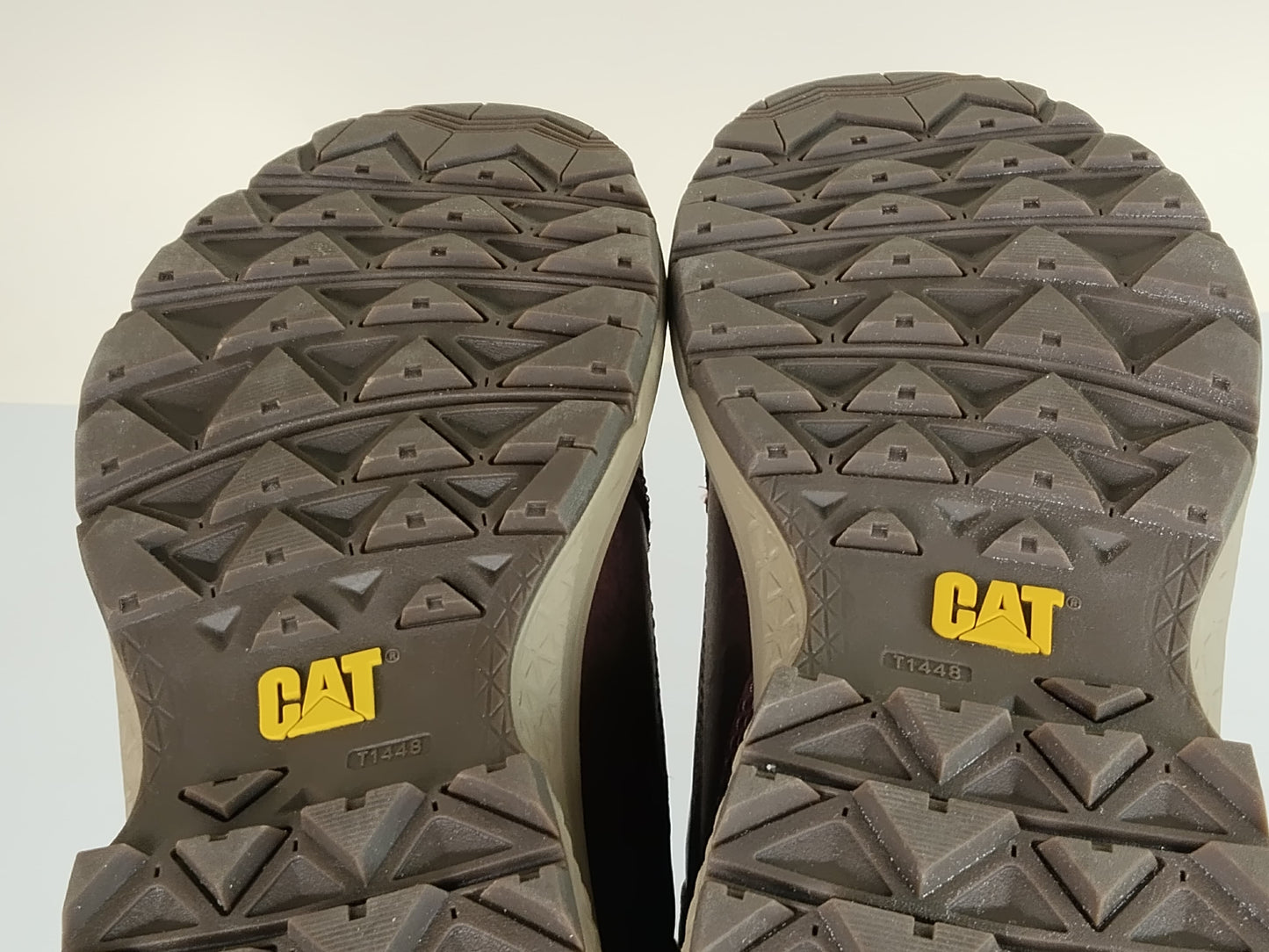 Caterpillar Outrider Low Brown Stone (Brand New)