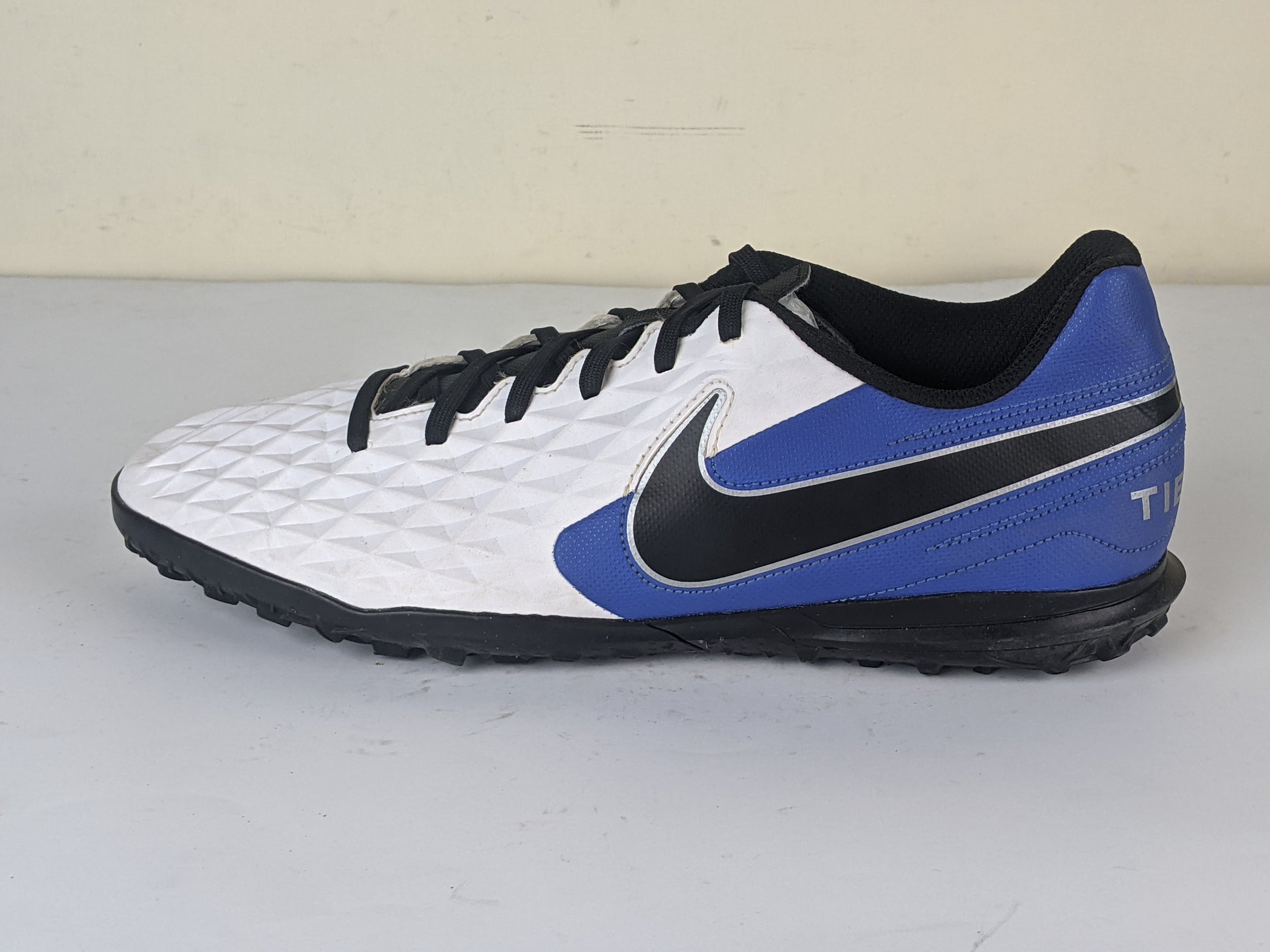 Nike Tiempo Legend 8 Club TF Daybreak - White/Black/Hyper Royal/Metallic Silver
