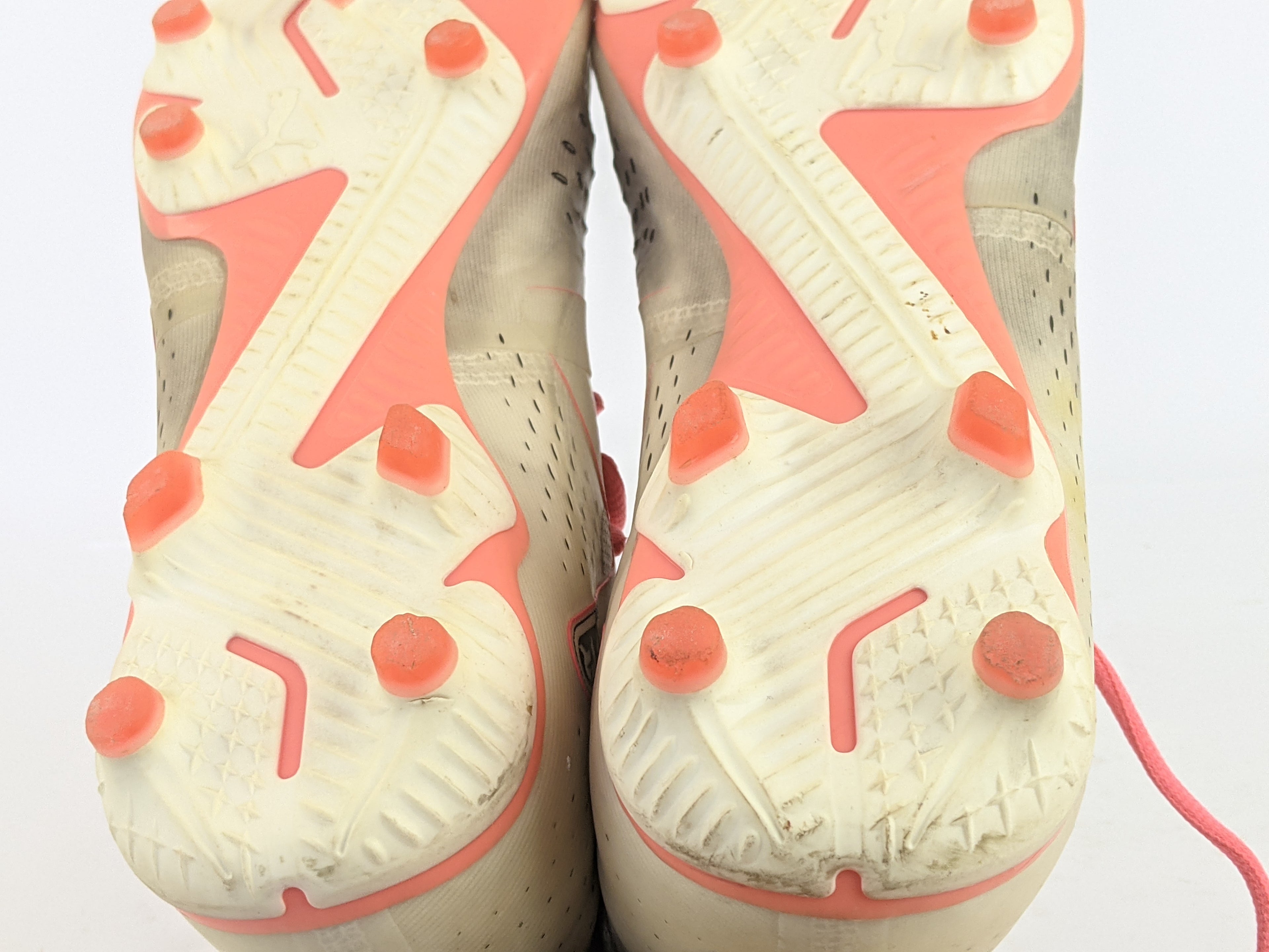 PUMA Future Match FG/AG Breakthrough - White/Black/Fire Orchid