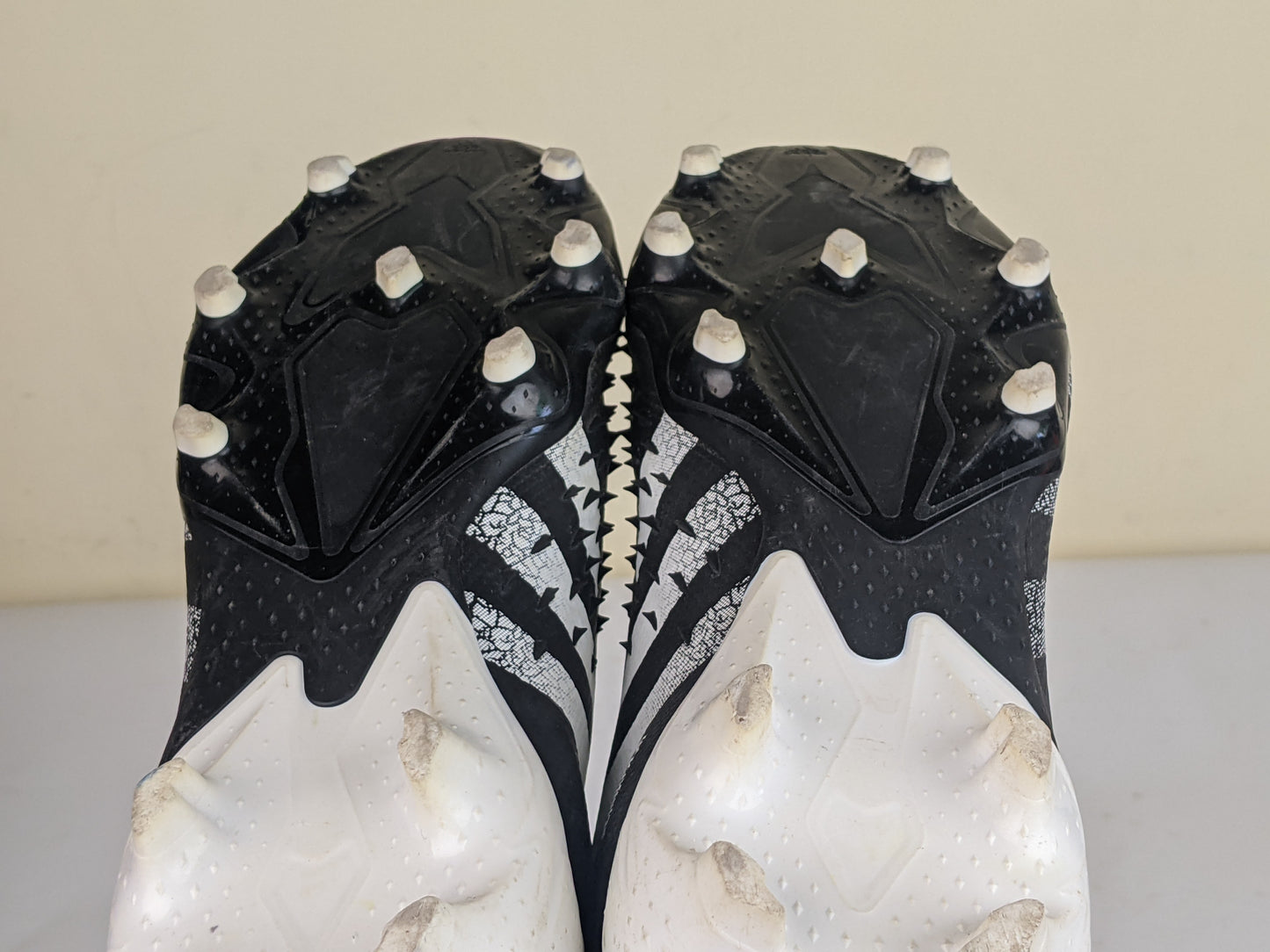 adidas Predator Freak .2 FG/AG Escapelight - Core Black/Footwear White