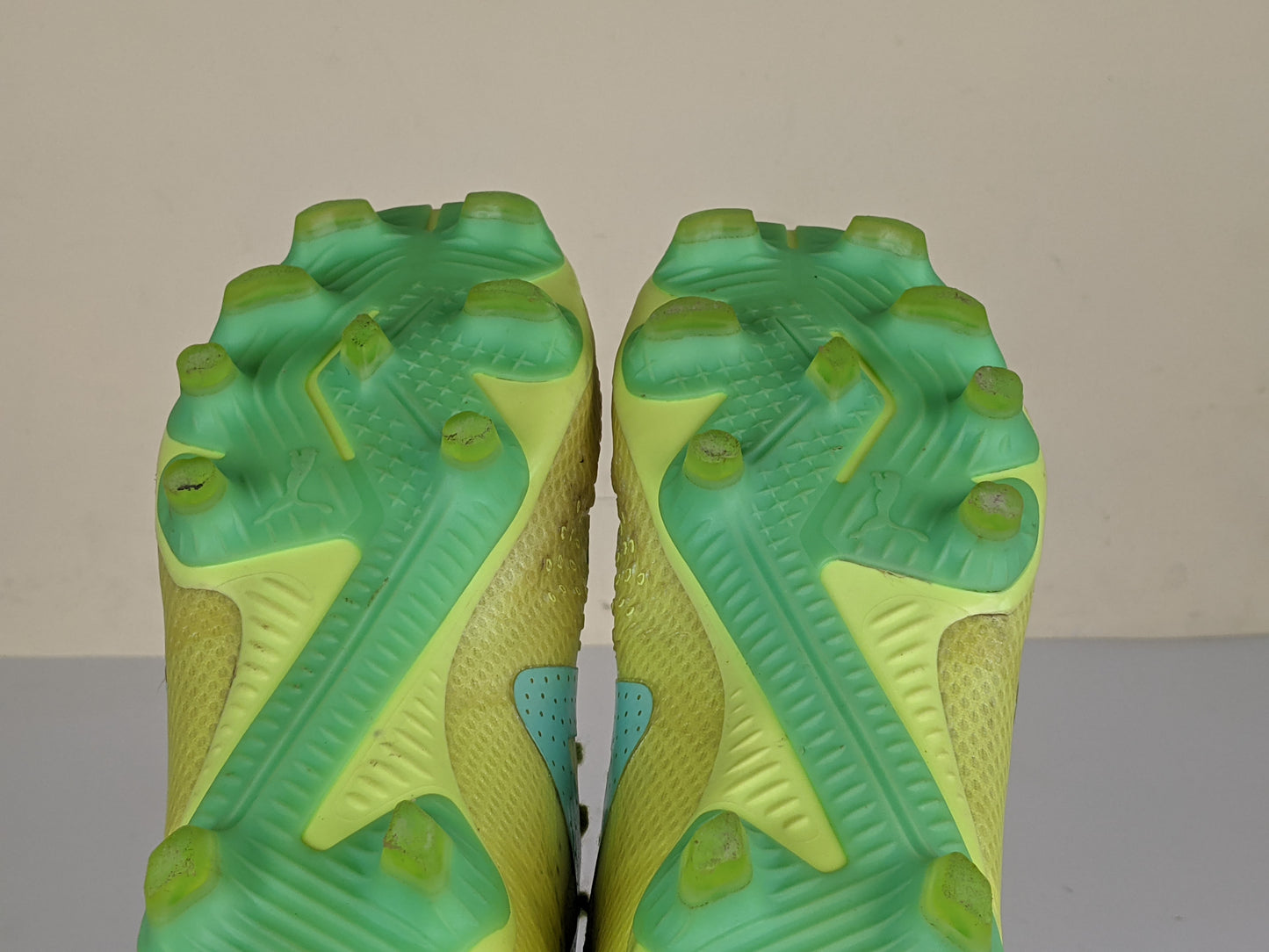 PUMA Future Pro FG/AG Pursuit - Fast Yellow/PUMA Black/Electric Peppermint