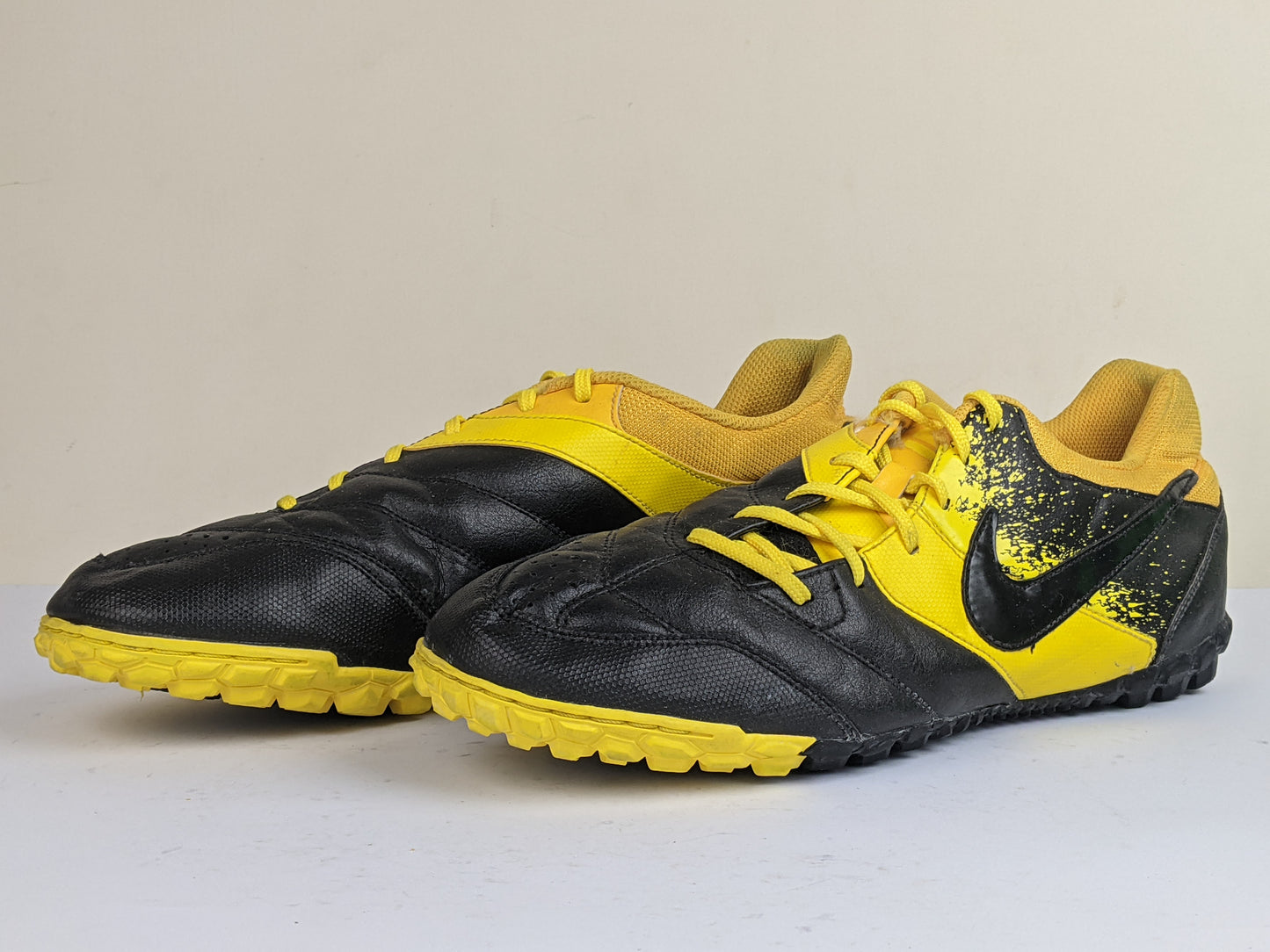 Nike Bomba TF 'Black/Yellow