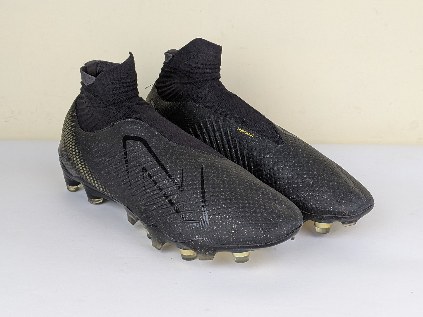 New Balance Tekela V4 Pro FG First Edition - Black/Gold LIMITED EDITION