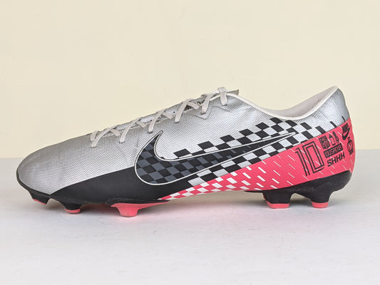 Nike Mercurial Vapor 13 Academy MG NJR Speed Freak - Chrome/Black/Red Orbit