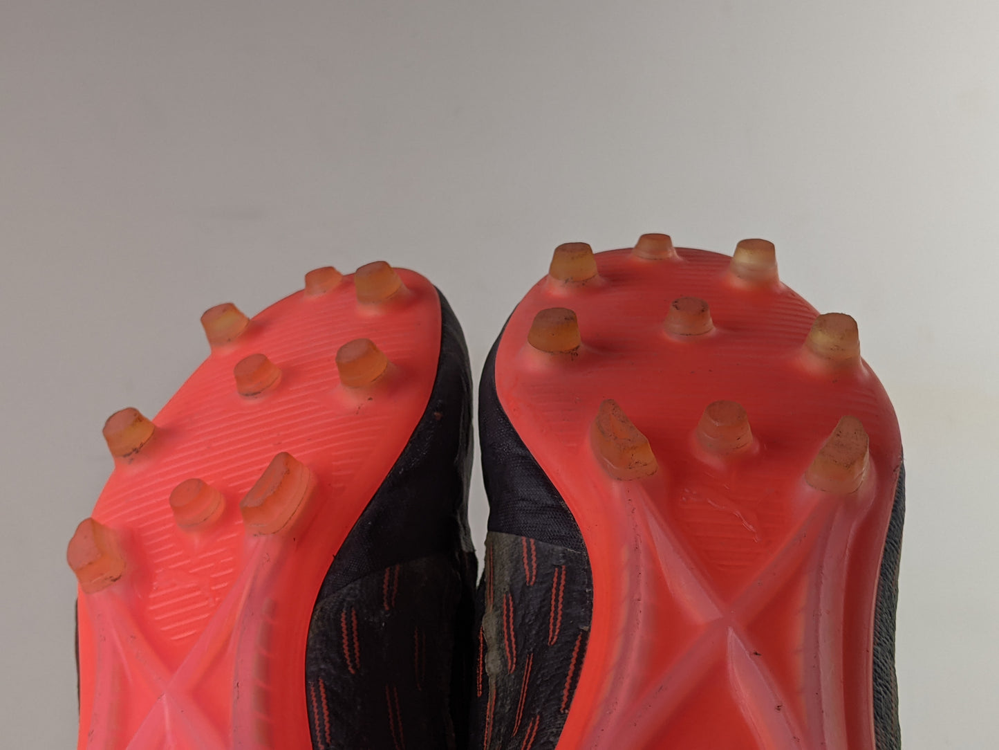 PUMA Future 6.2 Netfit FG/AG Chasing Adrenaline - PUMA Black/PUMA White/Shocking Orange